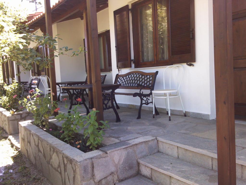 Asprovalta Rooms Kariotes Dış mekan fotoğraf
